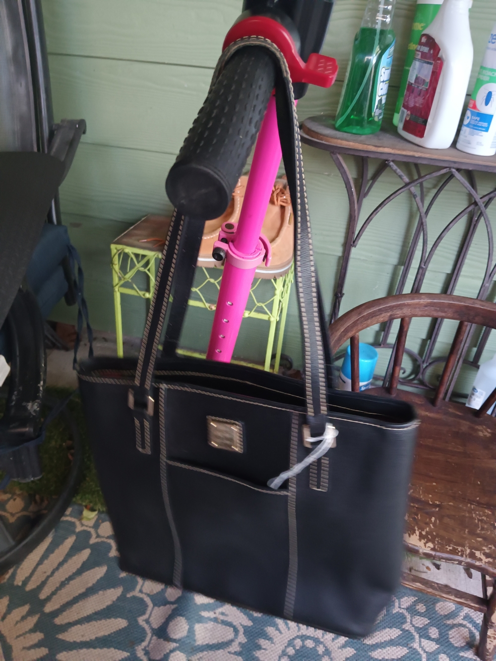 Vintage Dooney & Bourke Black Tote with Contrast Stitching